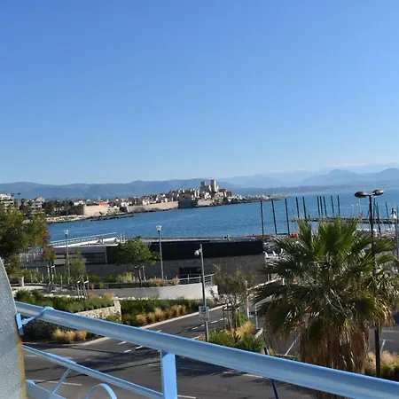Luxury Seaview Belvedere, Apt A * Antibes