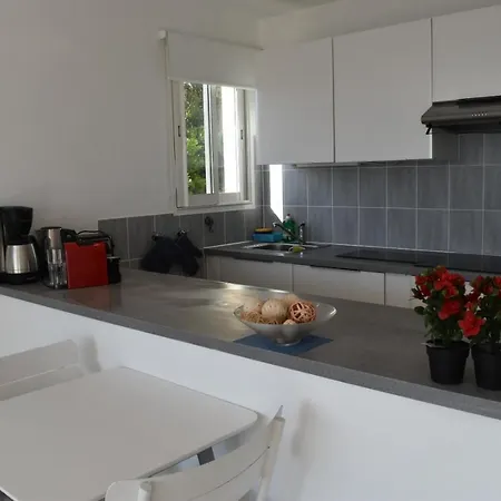 Апартаменты Luxury Seaview Belvedere, Apt A *