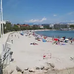 Luxury Seaview Belvedere, Apt A Daire Antibes