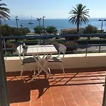Luxury Seaview Belvedere, Apt A Apartament *
