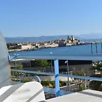 Luxury Seaview Belvedere, Apt A Apartament *