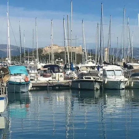 Apartment Luxury Seaview Belvedere, Apt A Antibes