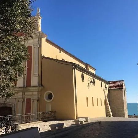 Апартаменты Luxury Seaview Belvedere, Apt A