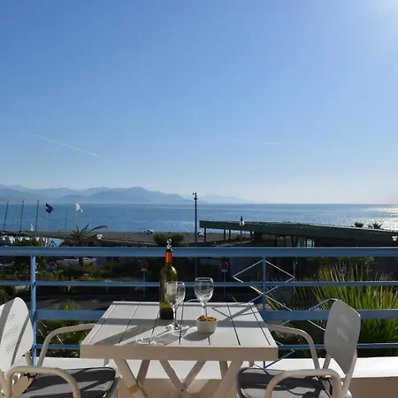 Luxury Seaview Belvedere, Apt A 앙티브