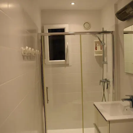 Luxury Seaview Belvedere, Apt A