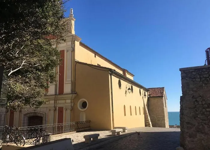 Апартаменты Luxury Seaview Belvedere, Apt A