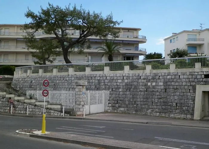 Luxury Seaview Belvedere, Apt A *