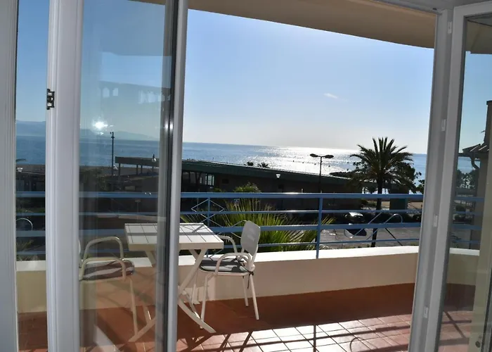 Apartment Luxury Seaview Belvedere, Apt A Antibes