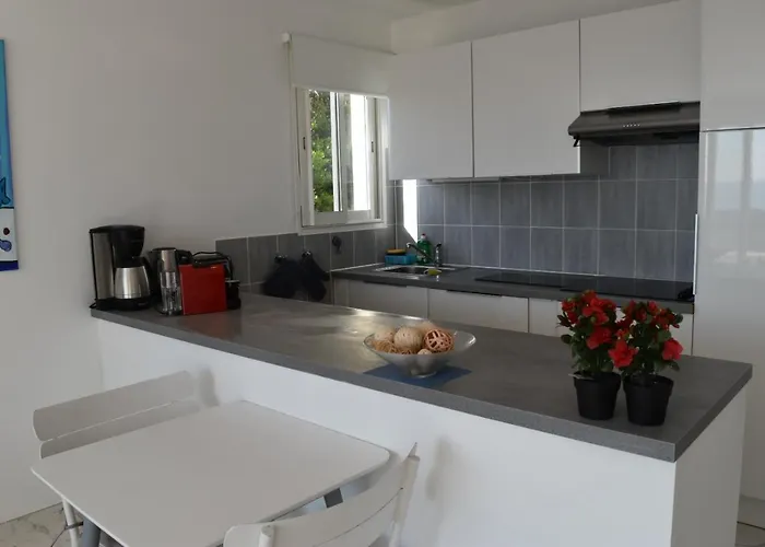 Апартаменты Luxury Seaview Belvedere, Apt A *